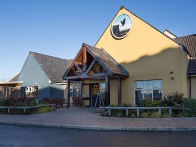 The Raven'S Cliff Lodge By Marston'S Inns Motherwell Exterior foto